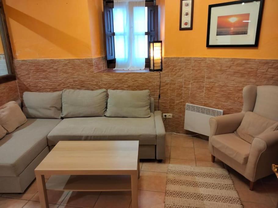 La Casina Roja - Santolaya De Cabranes Villa Arboleya Exteriör bild